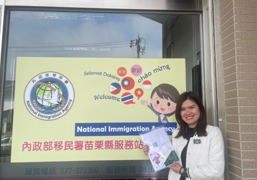 Dù chưa gặp chị ngoài đời bao giờ, qua 2 buổi phỏng vấn mình vỡ oà, cùng chị nhìn lại một quá trình cố gắng không ngừng. Mình nghĩ cty cũng như chị, cảm thấy may mắn vì có được một nhân viên tâm huyết và bản lĩnh.